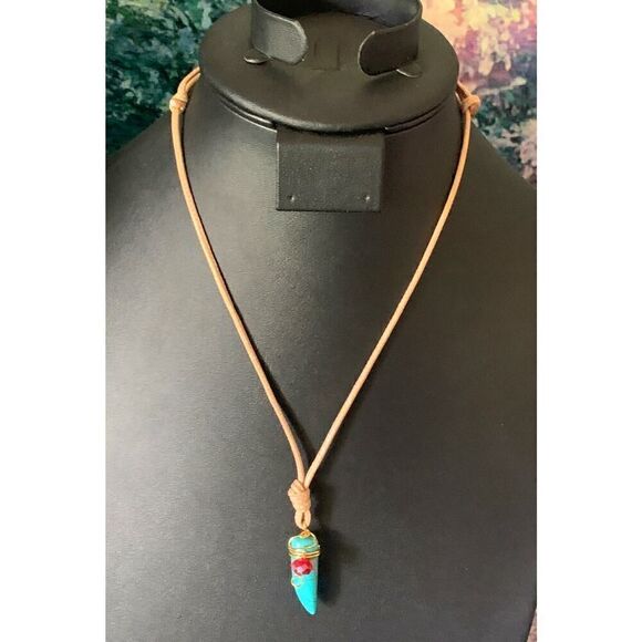 Vintage Turquoise Leather Necklace, in Gold wire, Unmarked - Picture 2 of 4